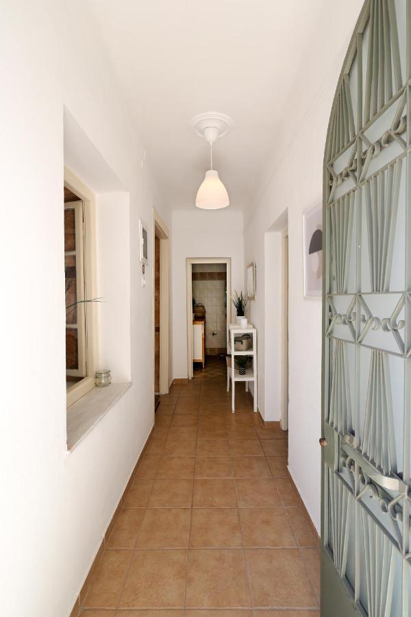 Feidiou 1 Aegina Exterior foto